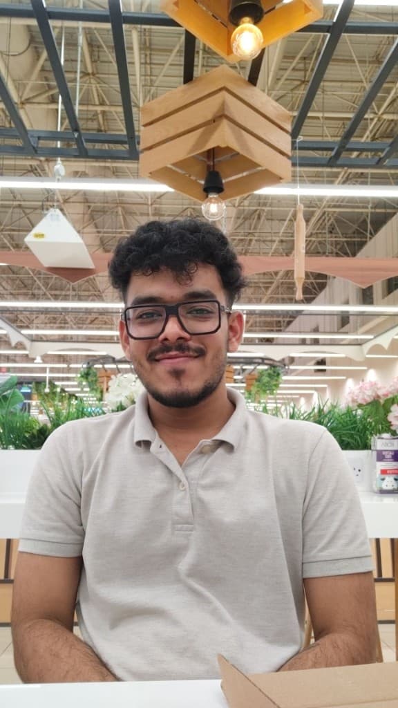 Pratham, Founder of Hivex